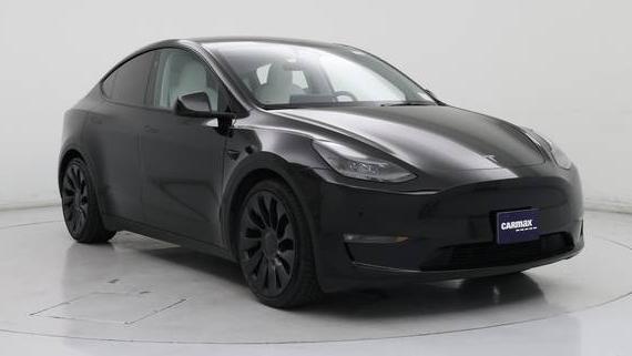 TESLA MODEL Y 2024 7SAYGDEF6RF026171 image